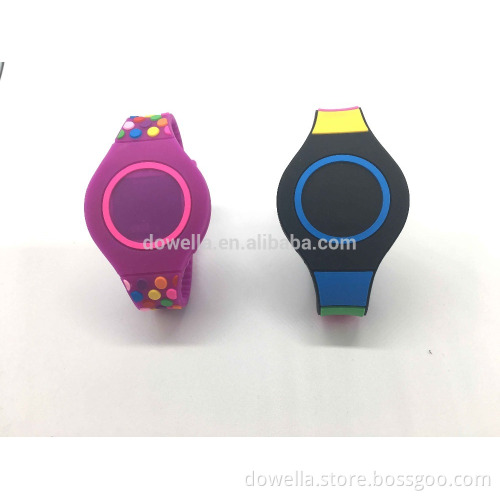 Nice design digital watch for kids